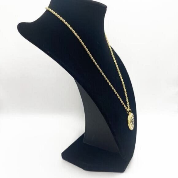 CHANEL CC Charm Pendant Heart Faux Pearl Necklace Gold Plated Chain - Picture 3 of 10